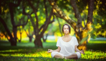九游互动体验-德布劳内关键时刻爆发，助加拿大队逆转取胜